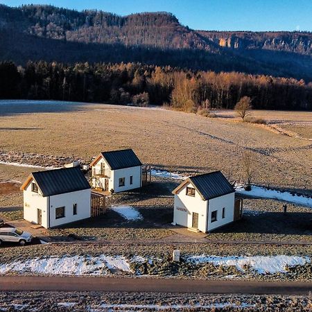 Wataha Pod Basztami - Wadera - Domki Caloroczne Radków Kültér fotó