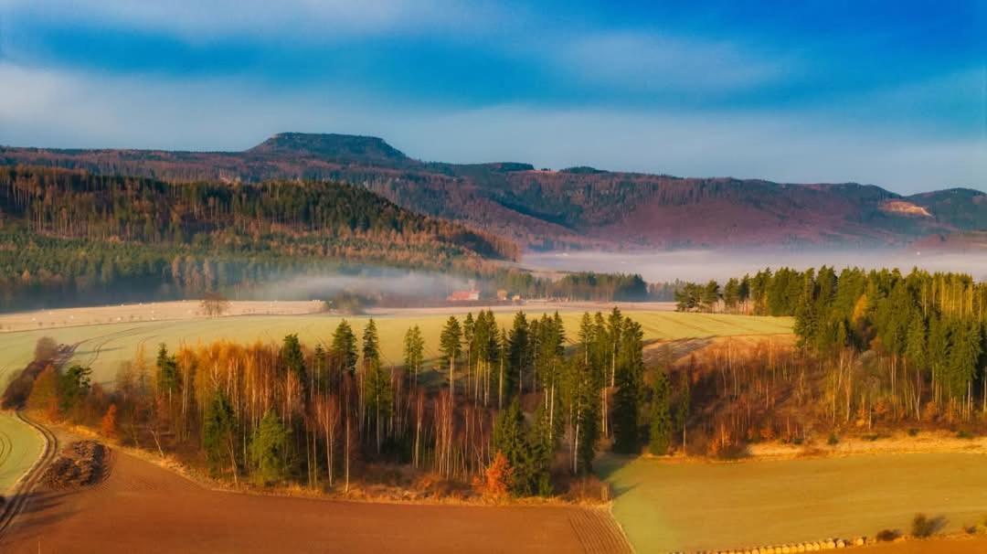 Wataha Pod Basztami - Wadera - Domki Caloroczne Radków Kültér fotó